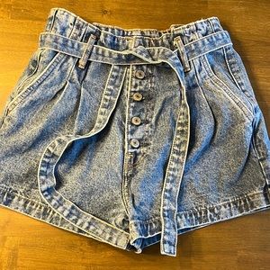 Abercrombie & Fitch 26 tie waist button fly